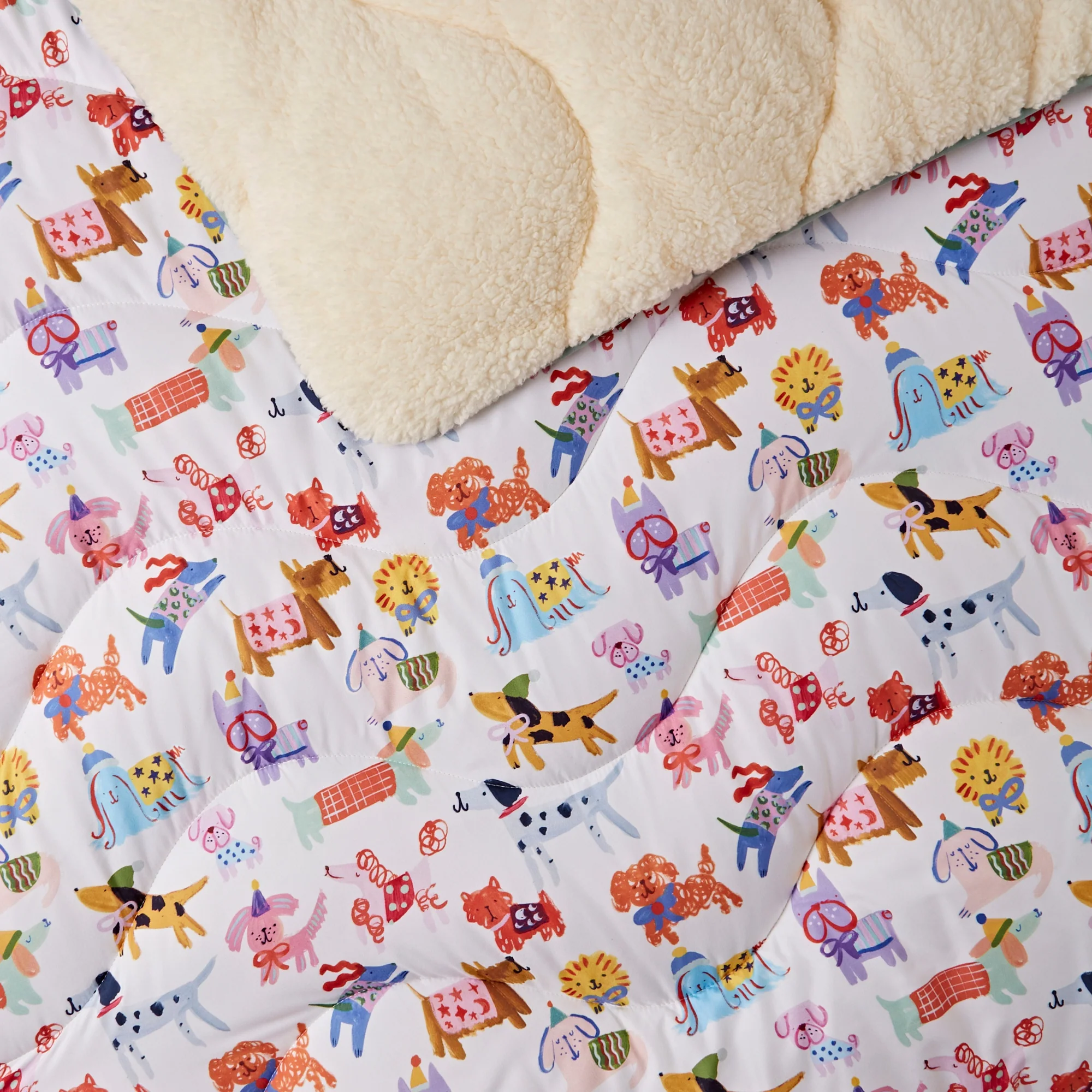 Night Lark® x Eleanor Bowmer Happy Dogs Cosy Sherpa Throw - Image 2